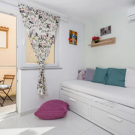 شقة 1 Bedroom Lovely In